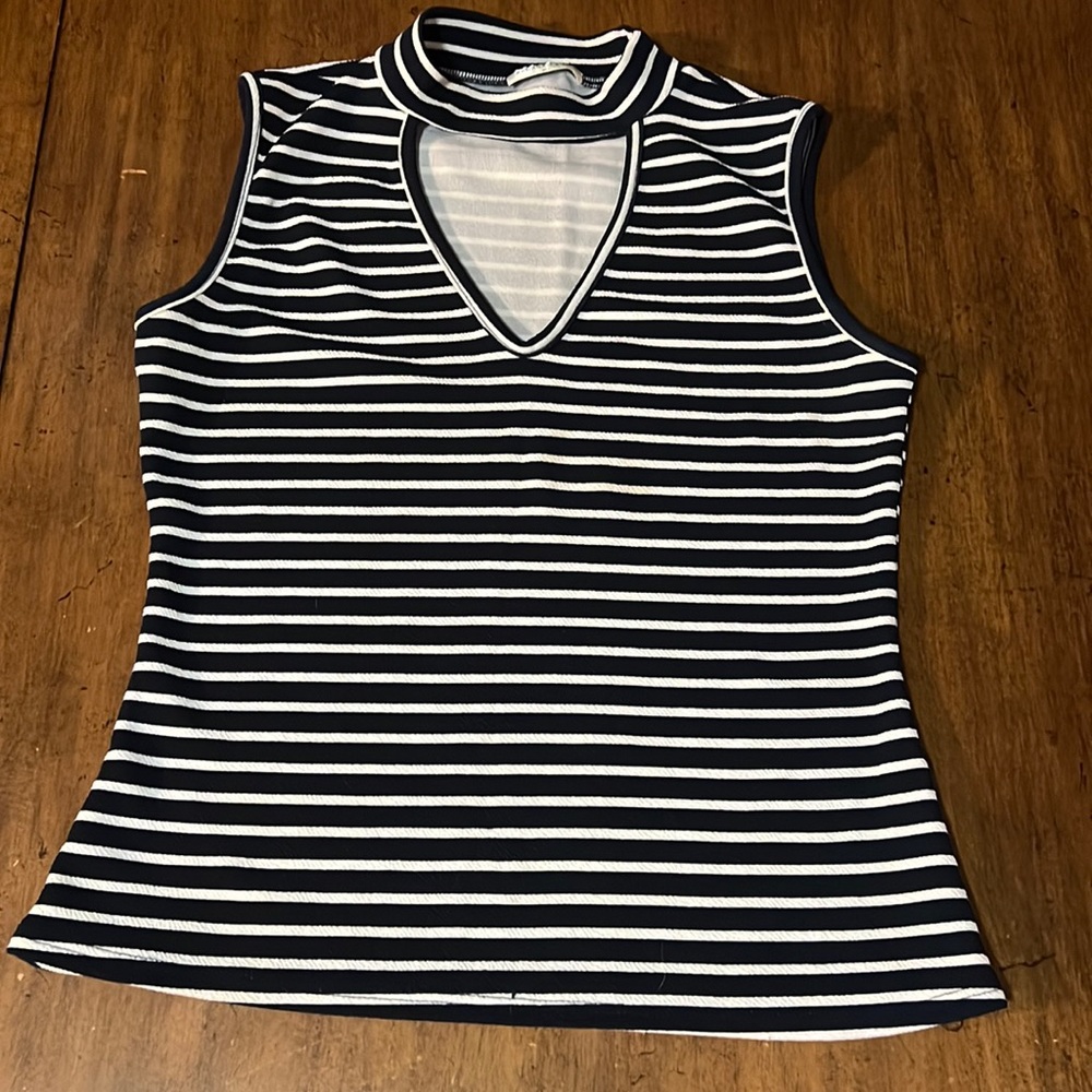 3/$25 Banana Lemon top